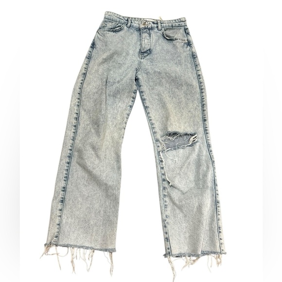 Zara women’s High Rise Button Fly Straight Light Wash ripped Denim jeans SZ 6 - Picture 1 of 5